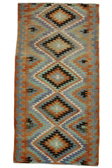 Bozlar / 5x10 Vintage Boho Oriental Kilim Rug Front Side