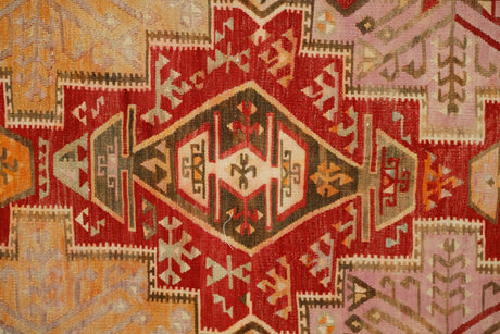 Ceyhan / 6x11 Vintage Bohemian Area Kilim Rug Close Up