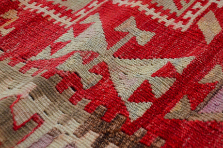 Ceyhan / 6x11 Vintage Bohemian Area Kilim Rug Detail
