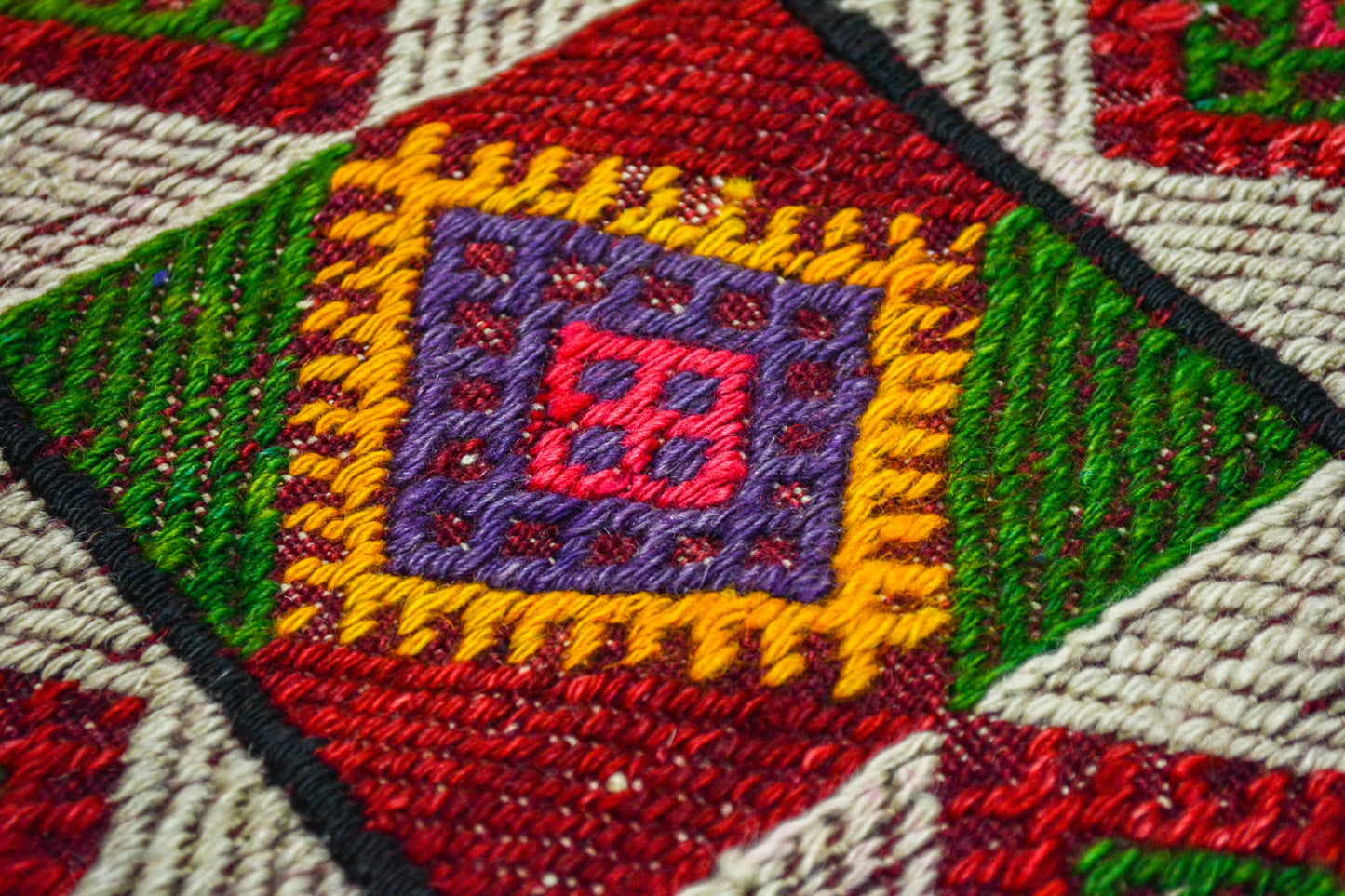 Eceabat / 1x8 Oriental Wool Kilim Runner Detail