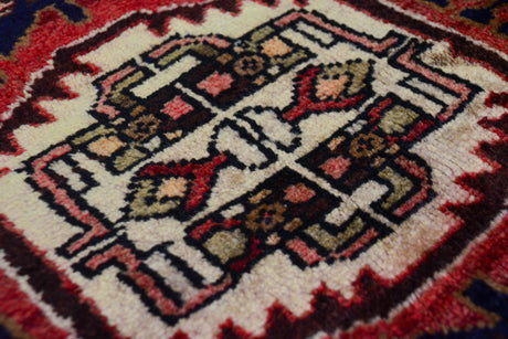 Erdebil / 3x9 Vintage Oriental Wool Rug Runner Detail