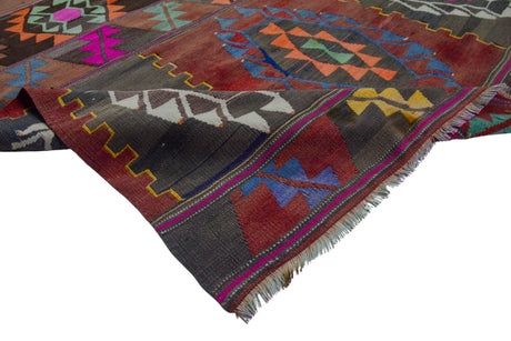 Eynehan / 5x9 Vintage Oriental Area Kilim Rug Texture
