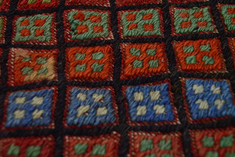Kalafat / 3x3 Rustic Old Handmade Kilim Rug Detail