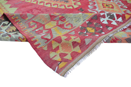 Kaplandere / 5x8 Red Rustic Vintage Area Kilim Rug Texture