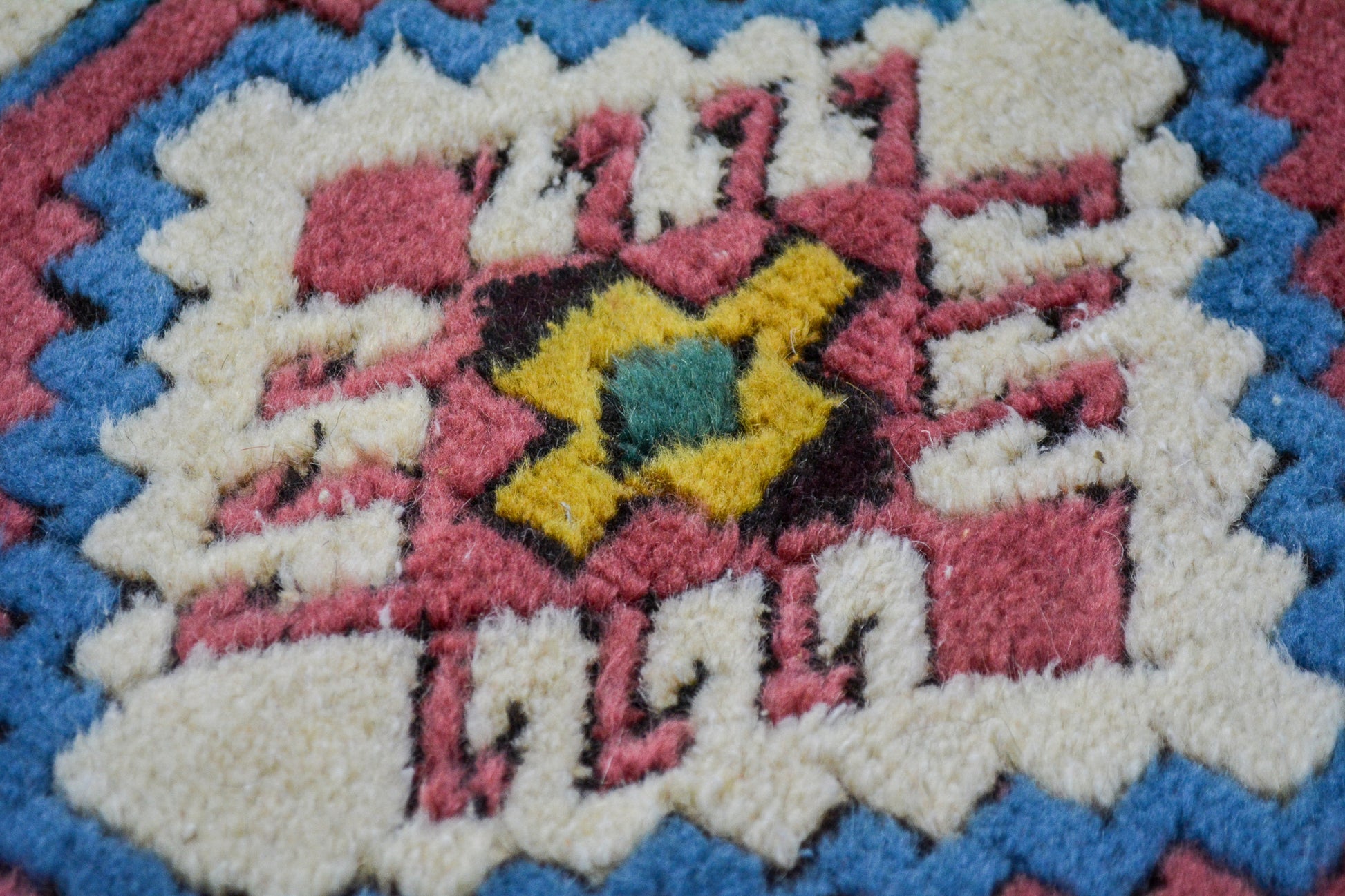 Meram / 3x4 Wool Turkish Boho Rug Detail