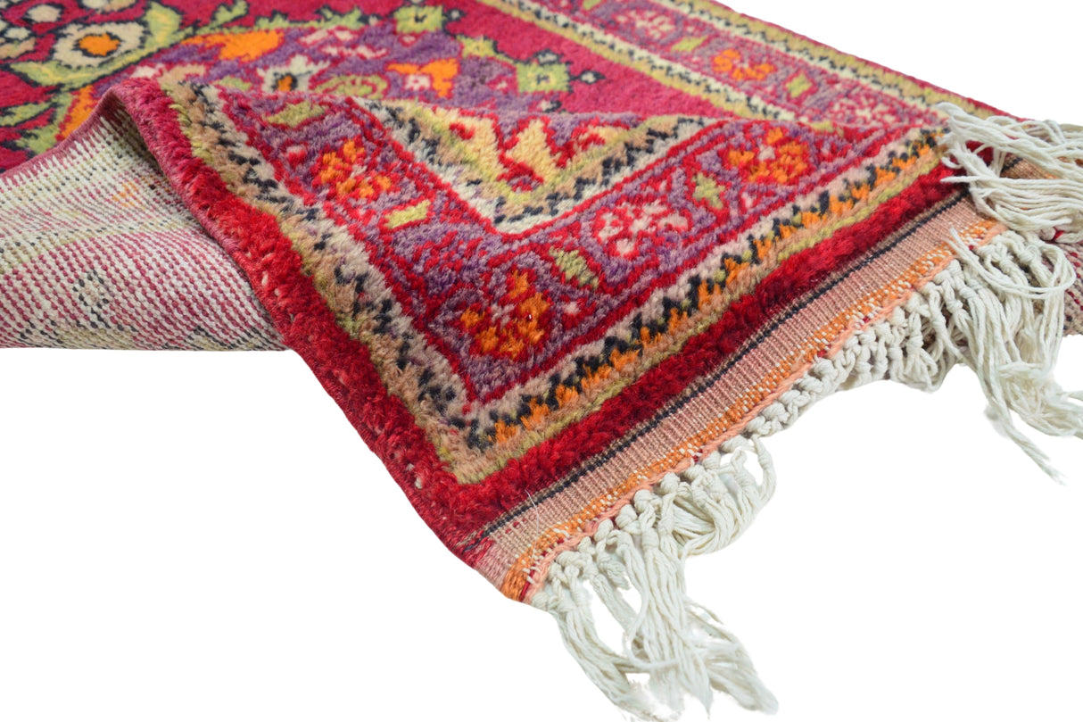 Sav / 2x3 Red Bohemian Turkish Rug Texture