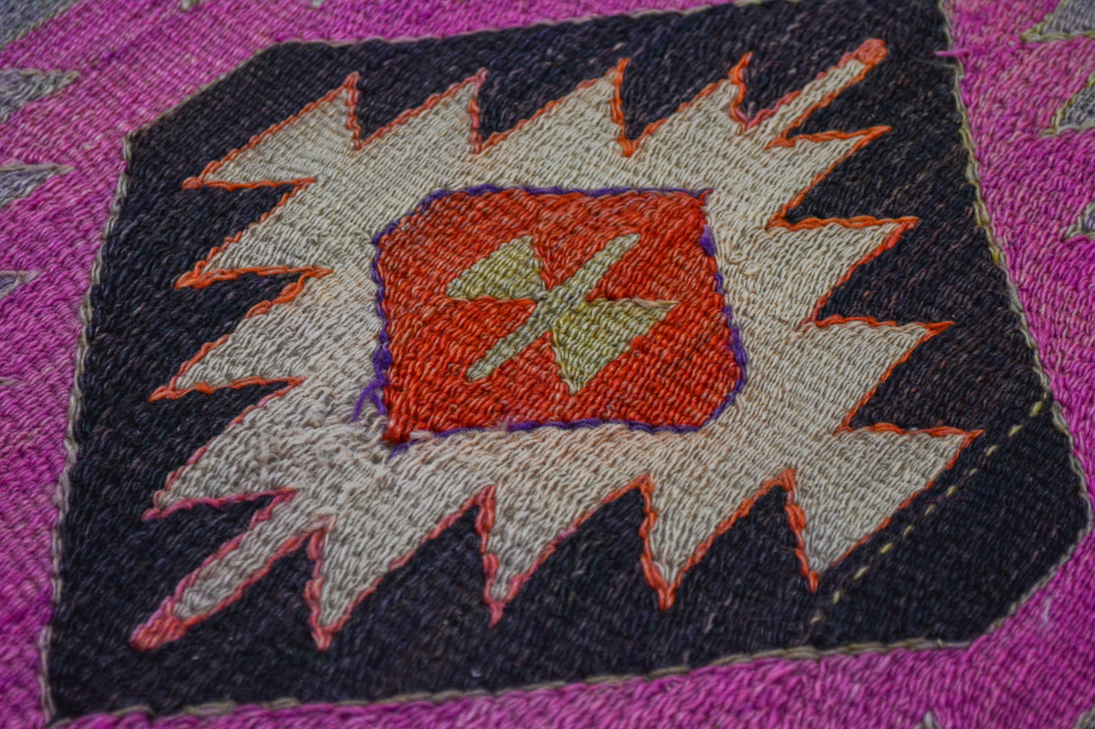 Seydikemer / 5x8 Oriental Flatweave Kilim Rug Detail