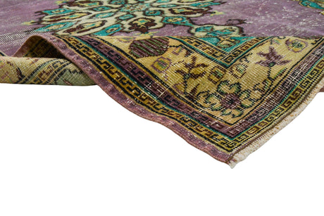 Uluborlu / 6x8 Vintage Turkish Area Rug Texture