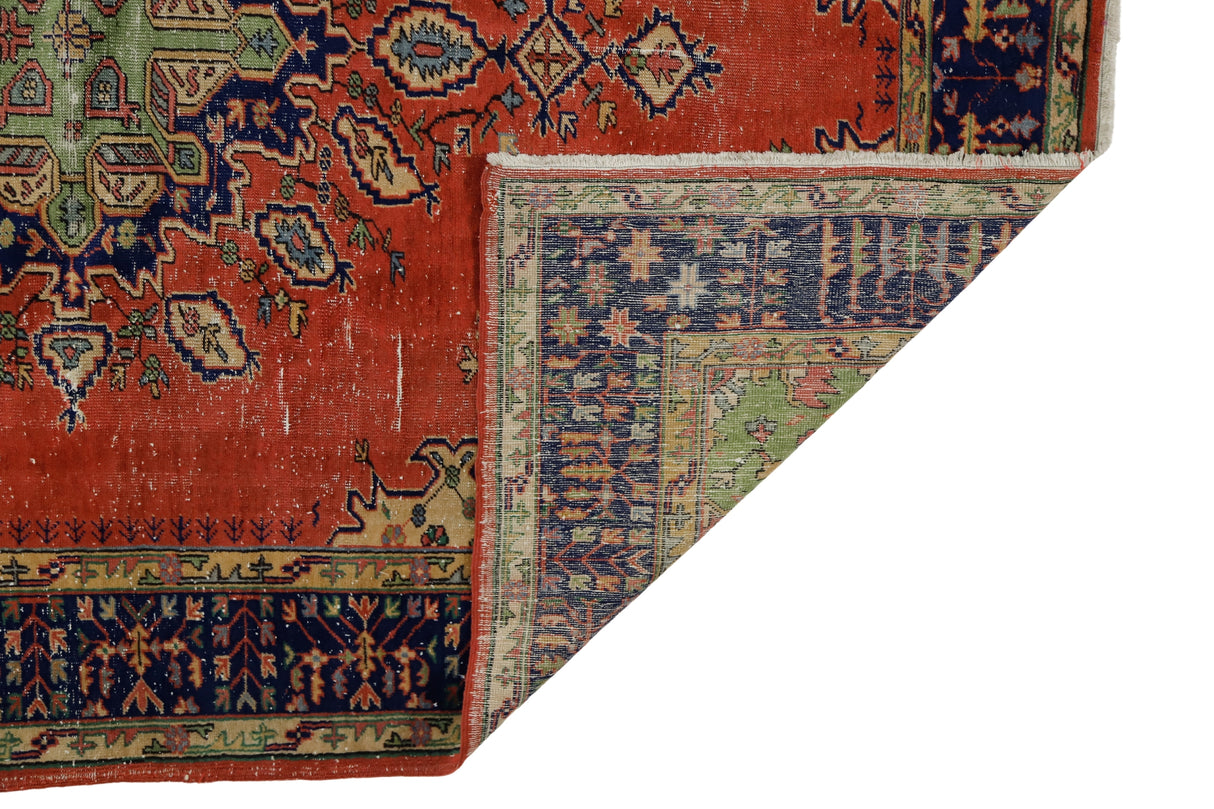 Yaylabelen / 7x9 Red Vintage Oriental Area Rug Back Side